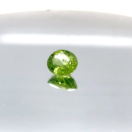 Peridot 6.45 ct – Green, Oval Cut, Untreated