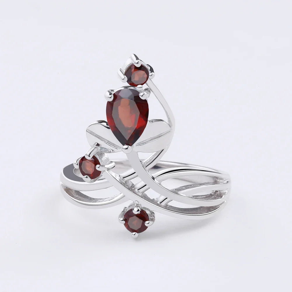 Silver Ring 1.32 ct Garnet