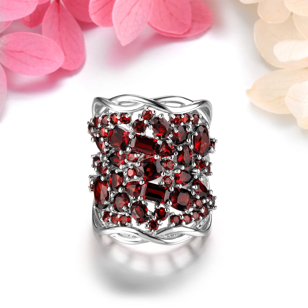 Silver Ring 6.80 ct Garnet
