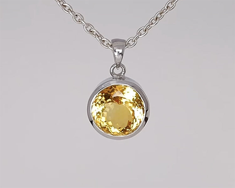 Silver Pendant with Citrine 15.78 ct