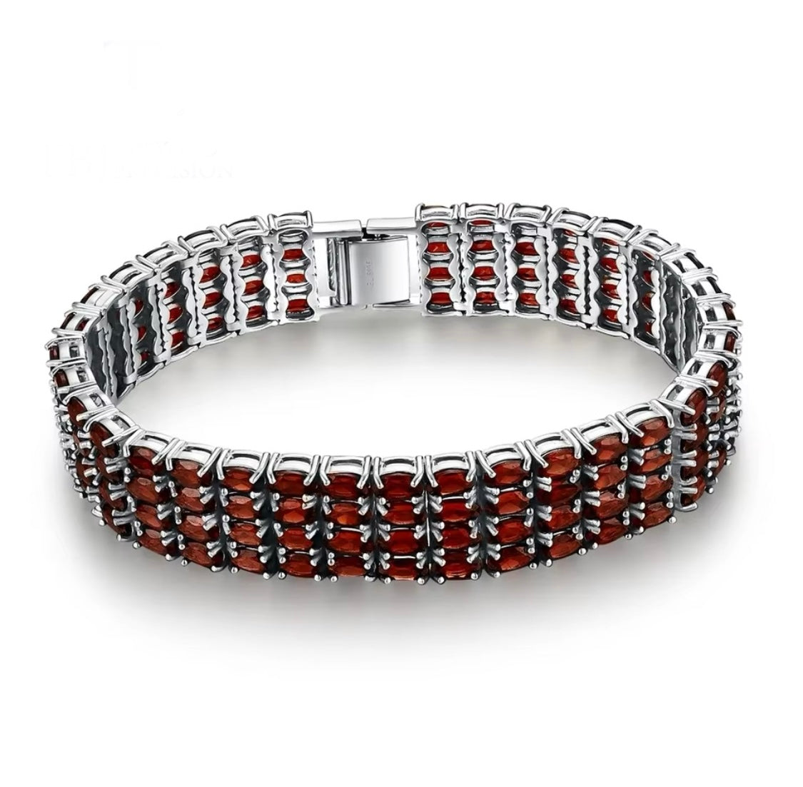 Silver Garnet 41.00 ct Bracelet (Unisex)