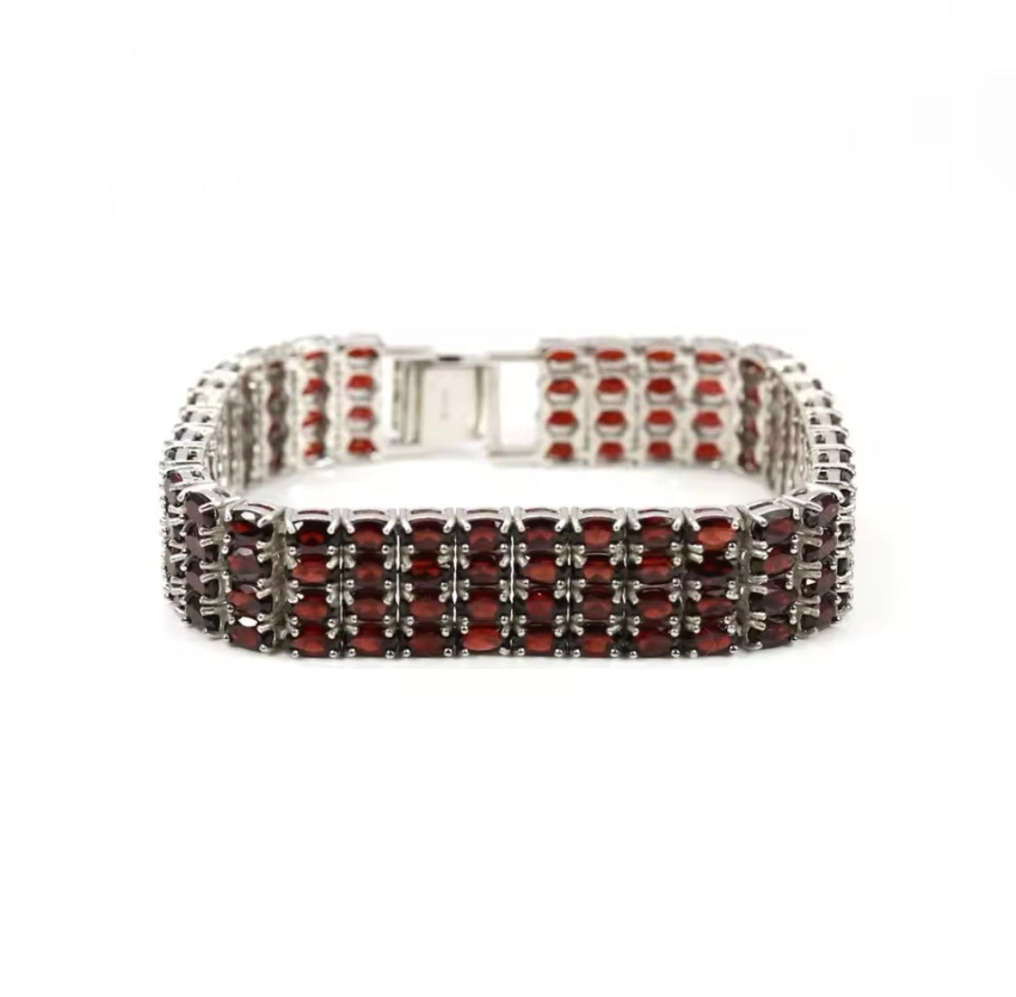 Silver Garnet 41.00 ct Bracelet (Unisex)