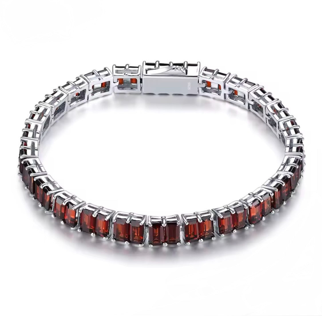 Silver Garnet 17.80 ct Tennis Bracelet (Unisex)