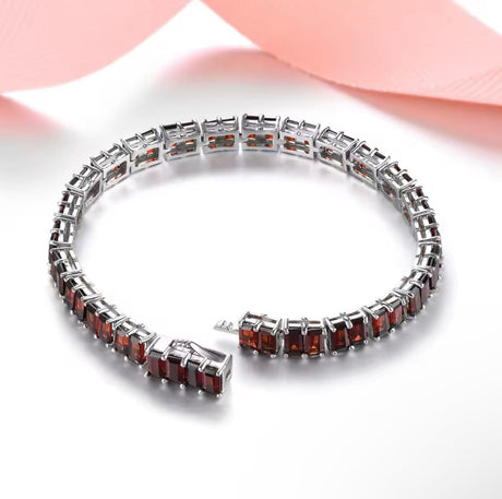 Silver Garnet 17.80 ct Tennis Bracelet (Unisex)