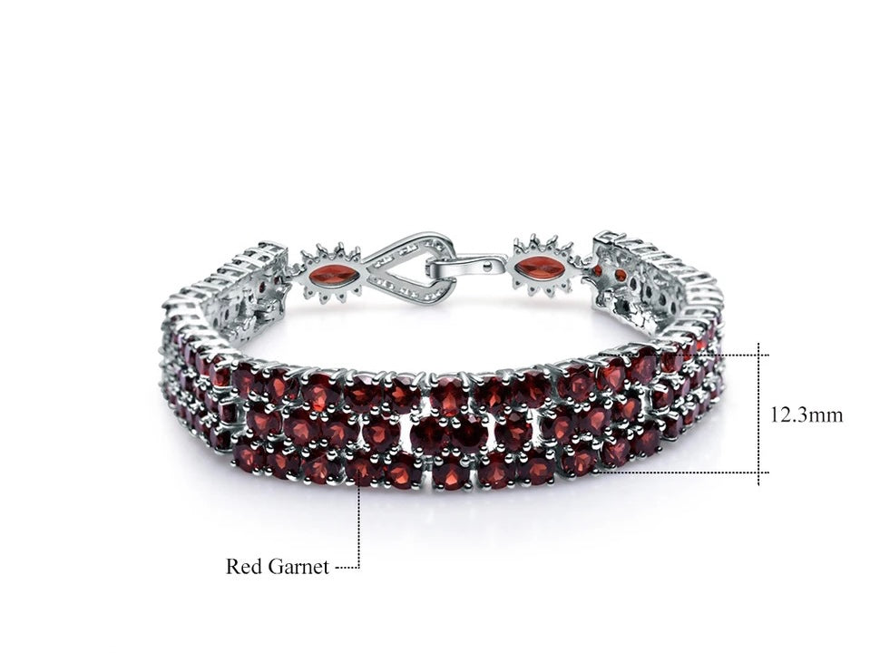 Silver 30.80 ct Garnet Bracelet