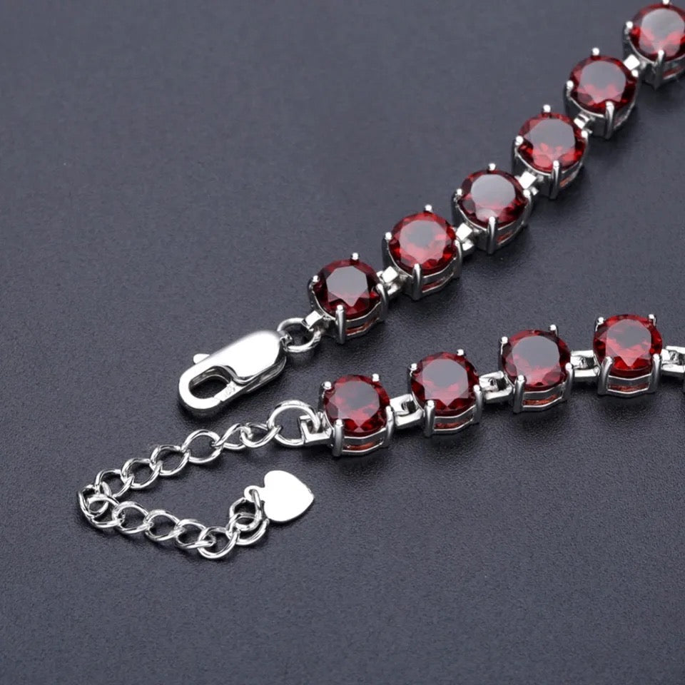 Silver 22.11 ct Garnet Bracelet
