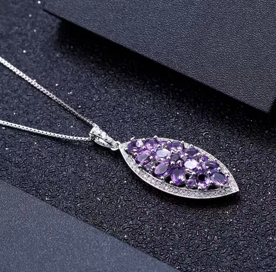 Silver 1.24 ct Amethyst Pendant