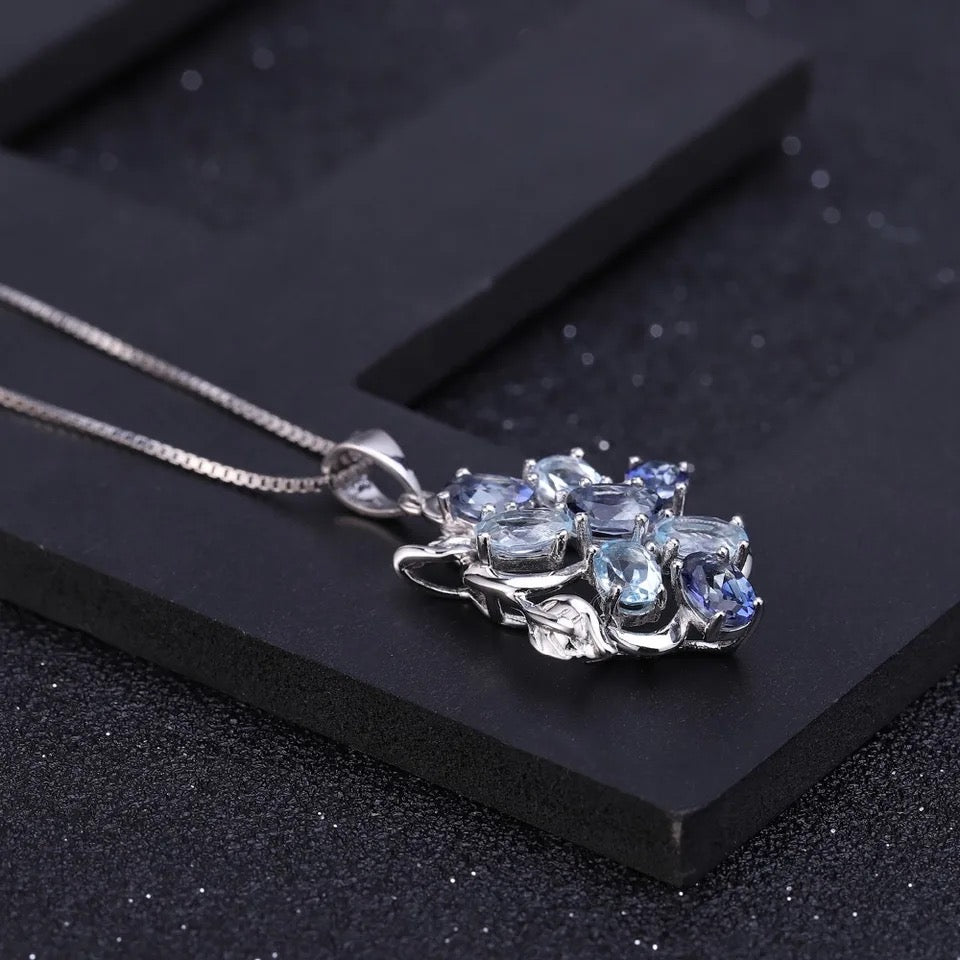 Silver 2.40 ct Topaz / Mystic Quartz Pendant