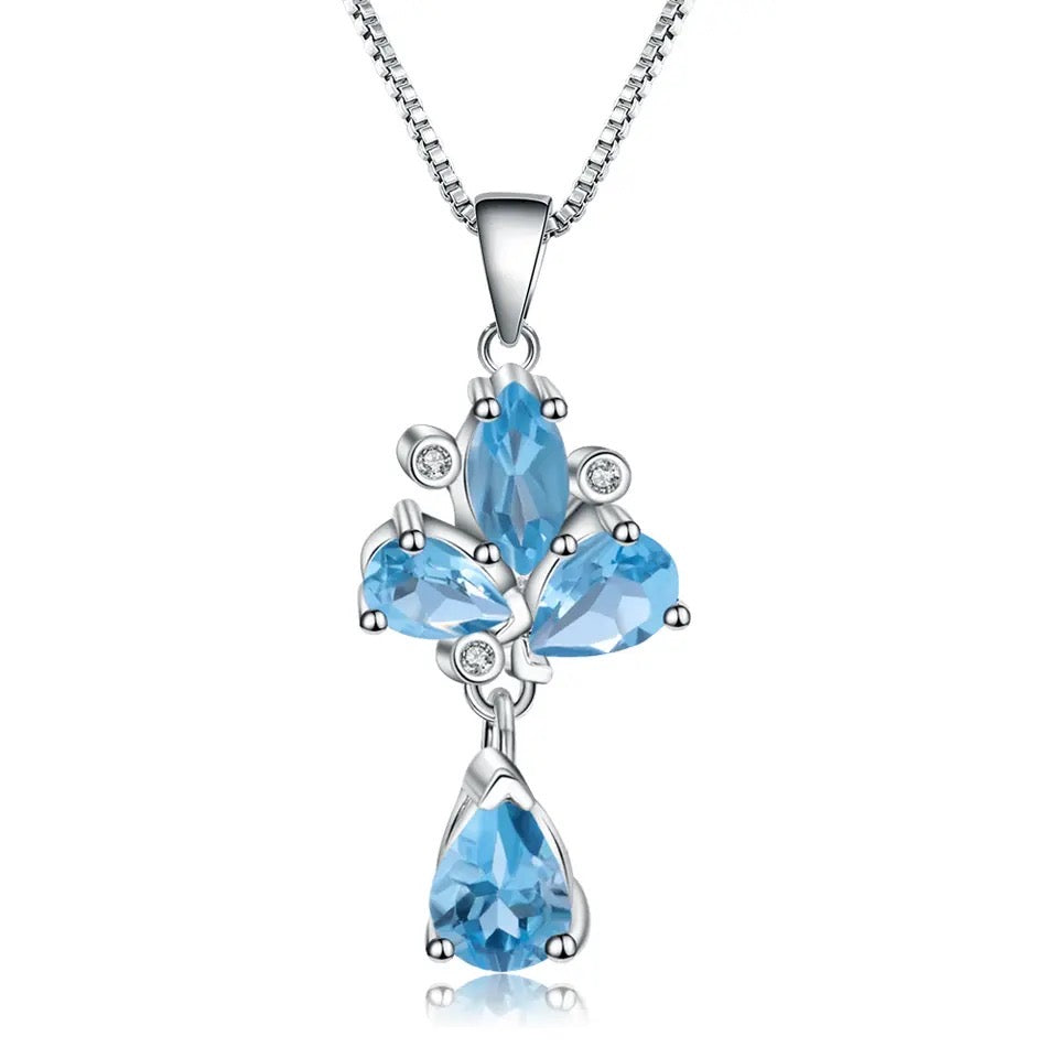 Silver 3.34 ct Topaz Pendant