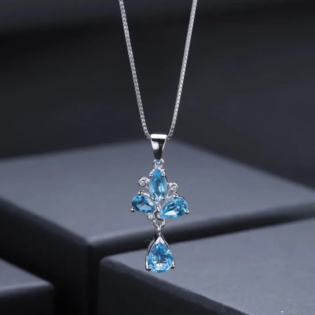 Silver 3.34 ct Topaz Pendant