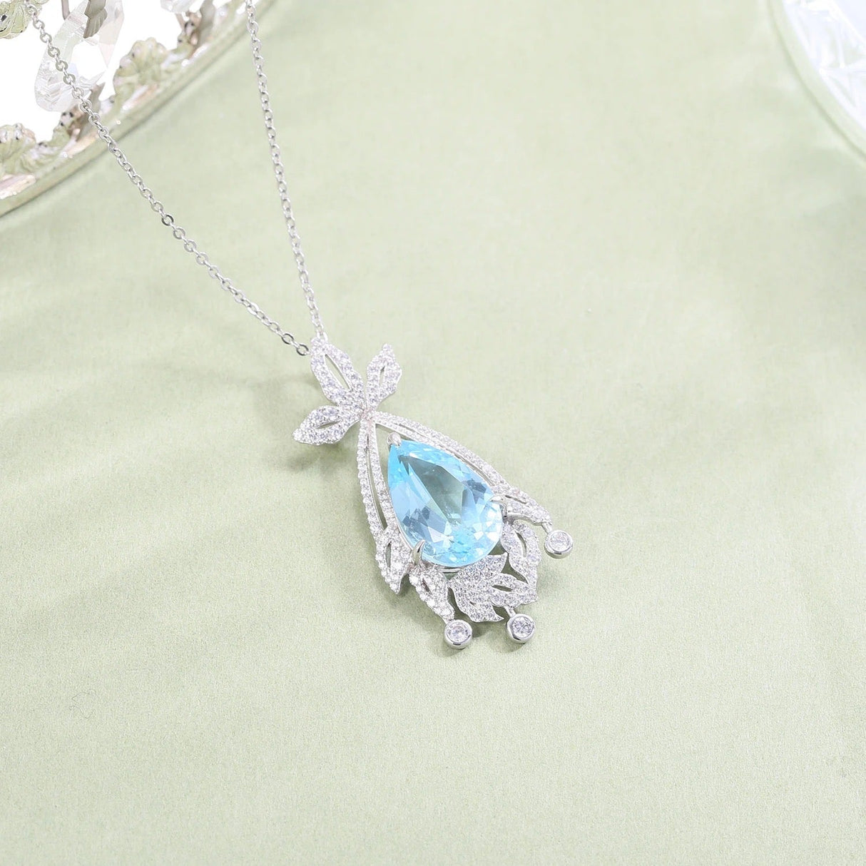 Silver Sky Blue Topaz Pendant with chain