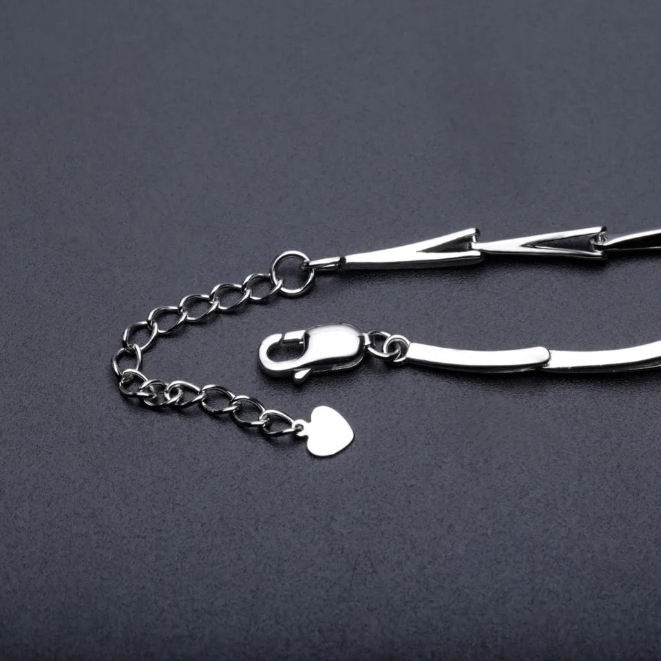 Silver 5.33 ct Garnet Bracelet