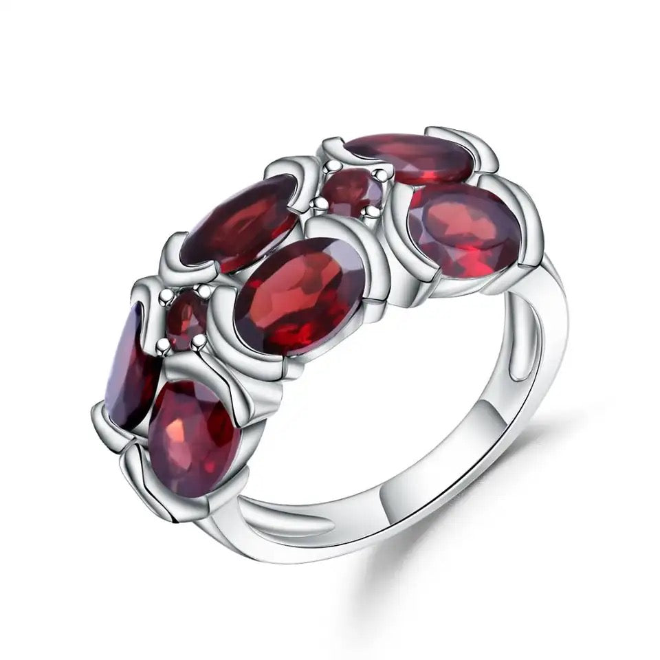 Silver Ring 6.13 ct Garnet
