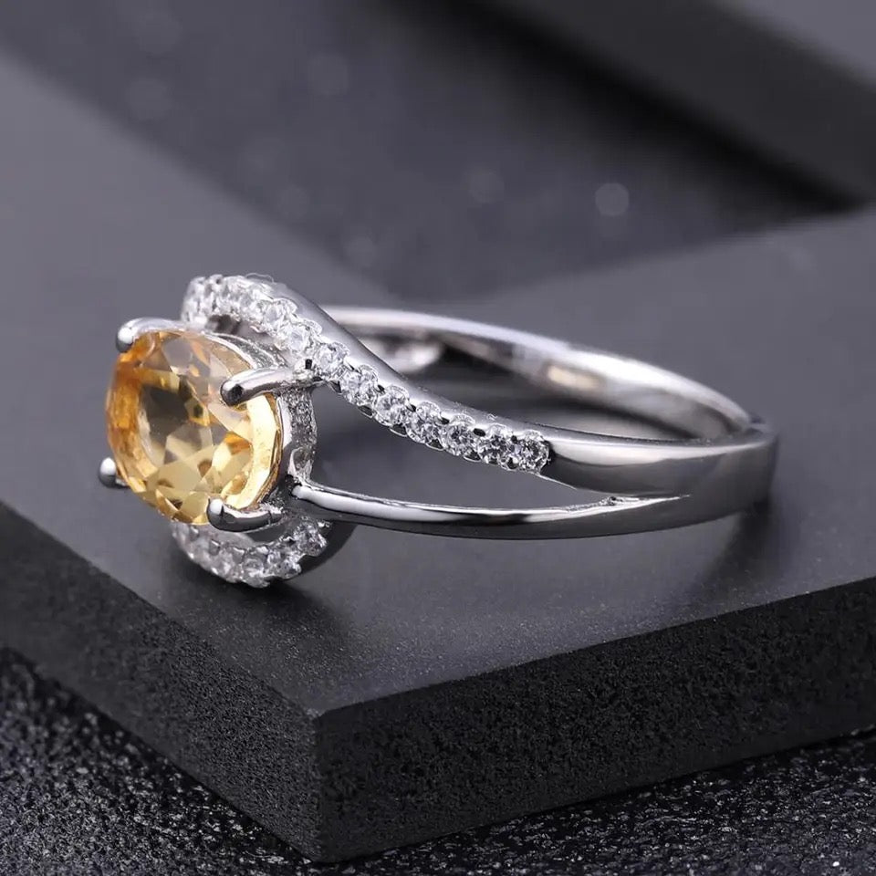 Silver Ring 1.30 ct Citrine