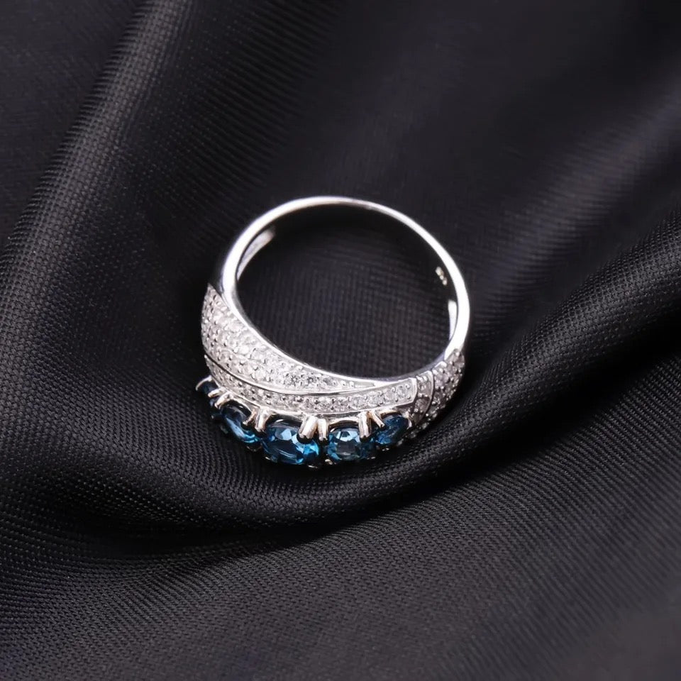 Silver Ring 1.58 ct London Blue Topaz