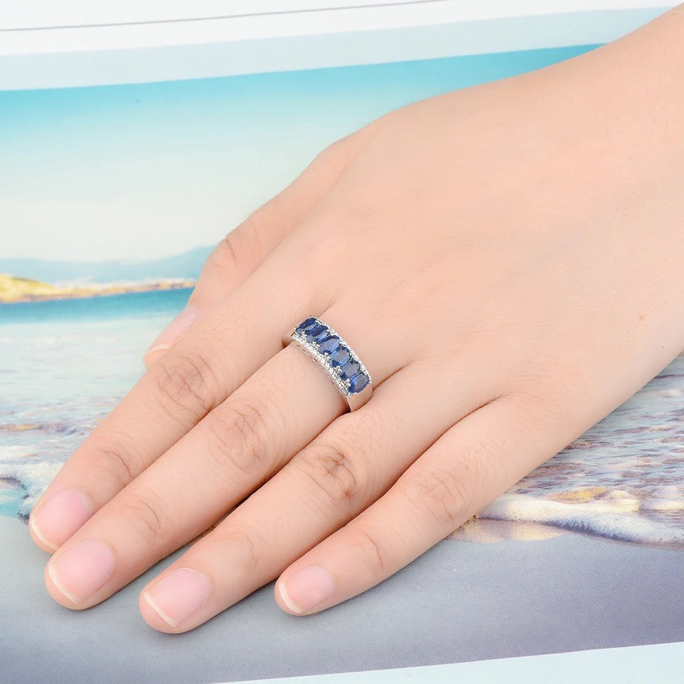 Silver Ring 1.80 ct Sapphire