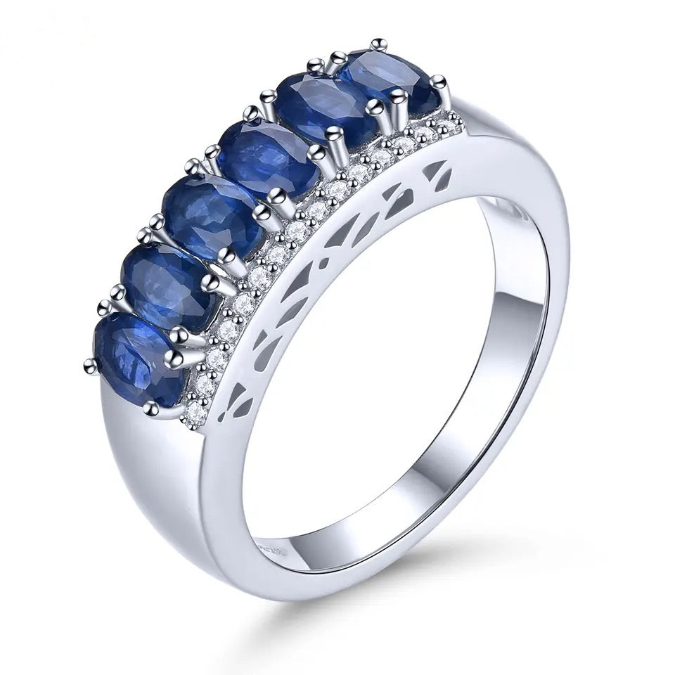 Silver Ring 1.80 ct Sapphire