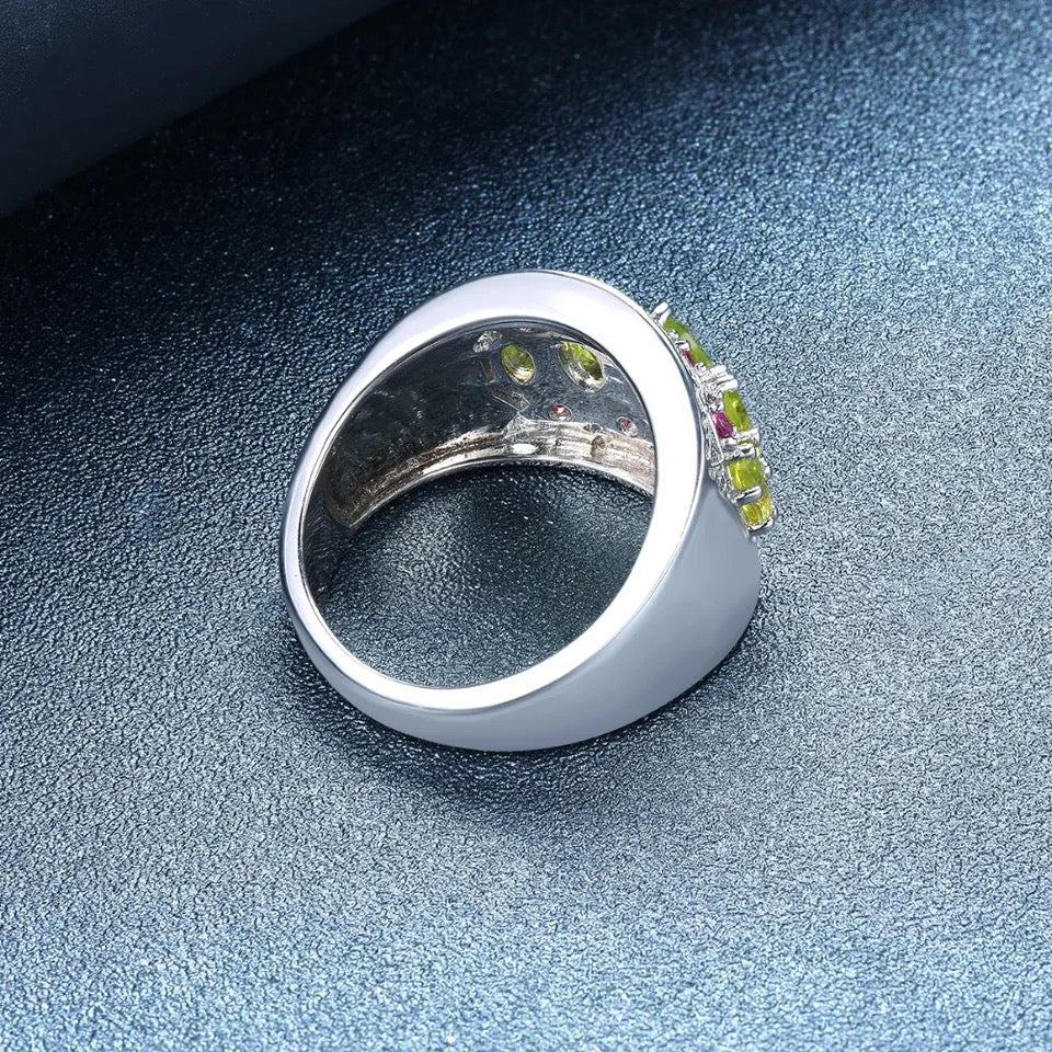 Silver 2.76 ct Peridot / Rhodolite Garnet Ring