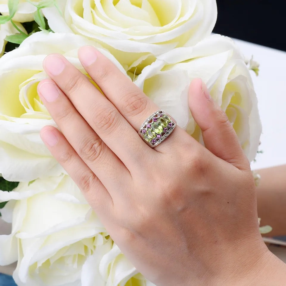 Silver 2.76 ct Peridot / Rhodolite Garnet Ring