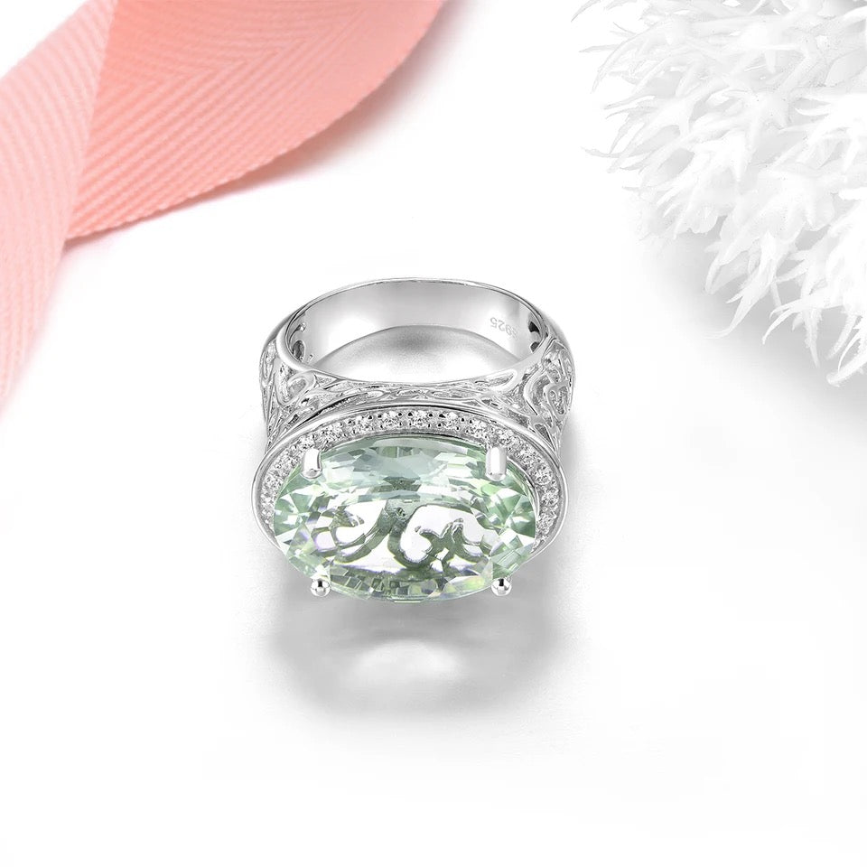 Silver Ring 11.00 ct Green Amethyst
