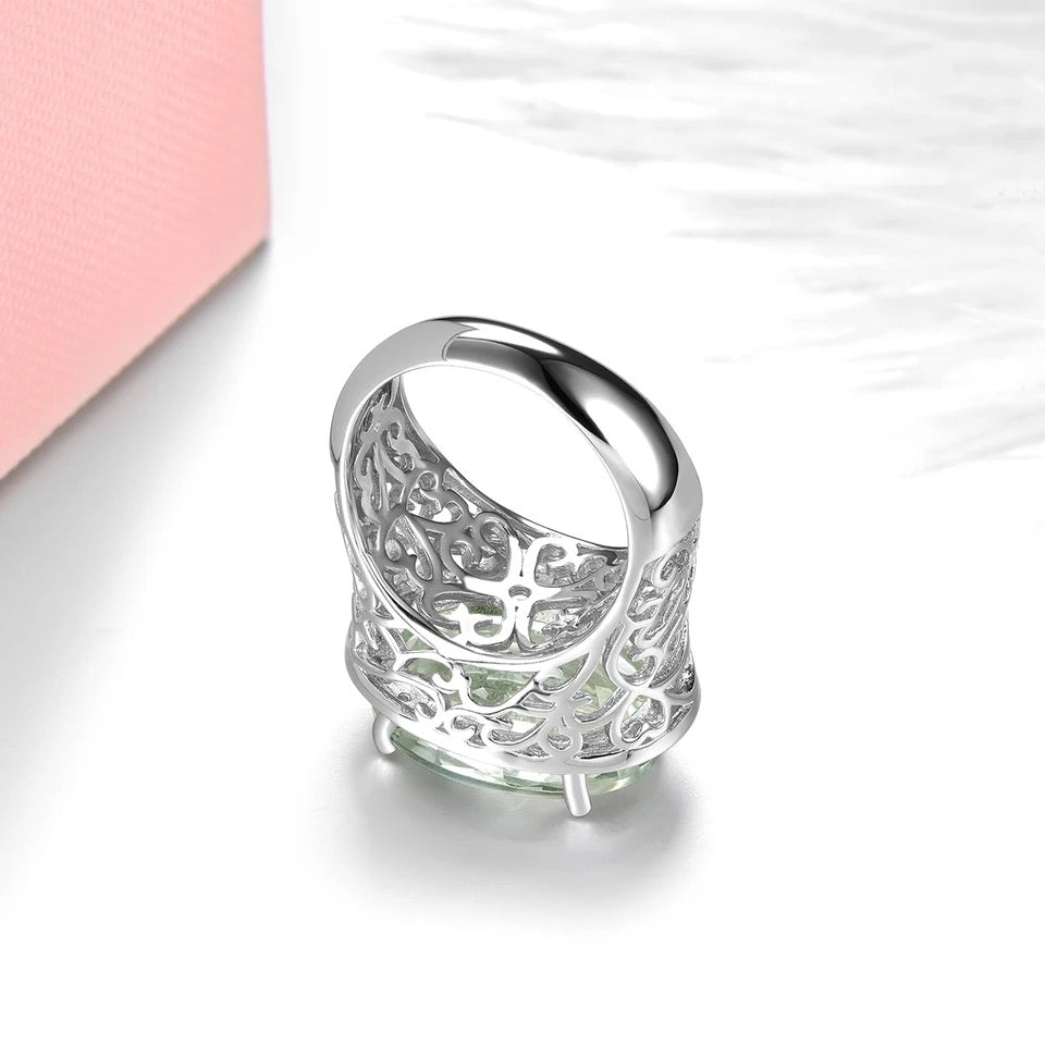 Silver Ring 11.00 ct Green Amethyst