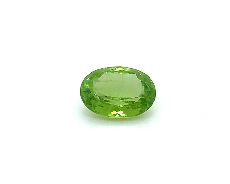 Peridot 9.55 ct – Green, Oval Cut, Untreated